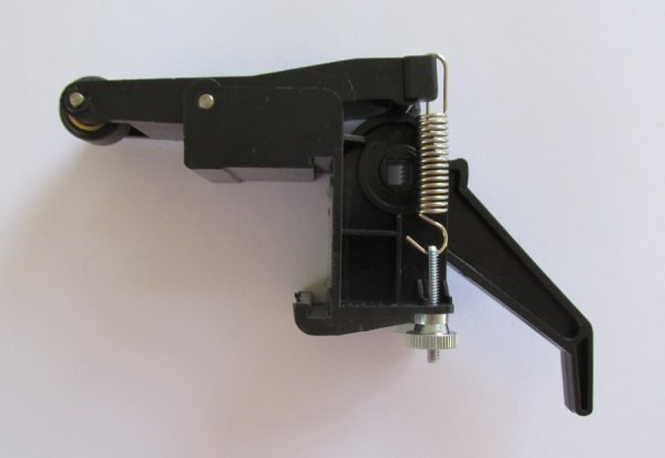 Přítlačná klapka pro řezací plotry Liyu řady SC/TC - 1