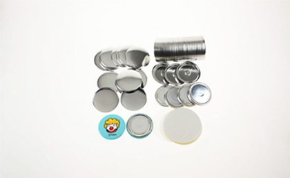 100 placek 37 mm s magnetem (odznaky, buttony) - 1
